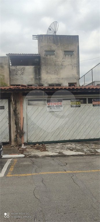 Casa à venda com 2 quartos, sendo 1 suíte, em Região Central, Caieiras, SP
