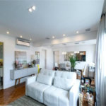 Apartamento à venda com 2 quartos, sendo 1 suíte, em Vila Olímpia, São Paulo, SP