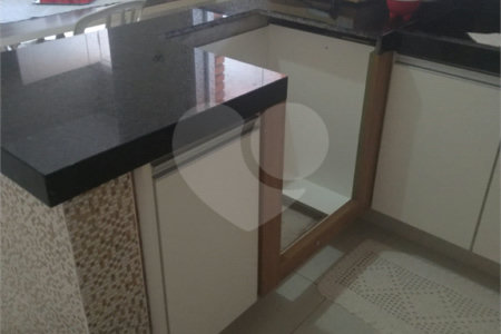 Sobrado à venda com 3 quartos, sendo 1 suíte, em Vila Gustavo, São Paulo, SP
