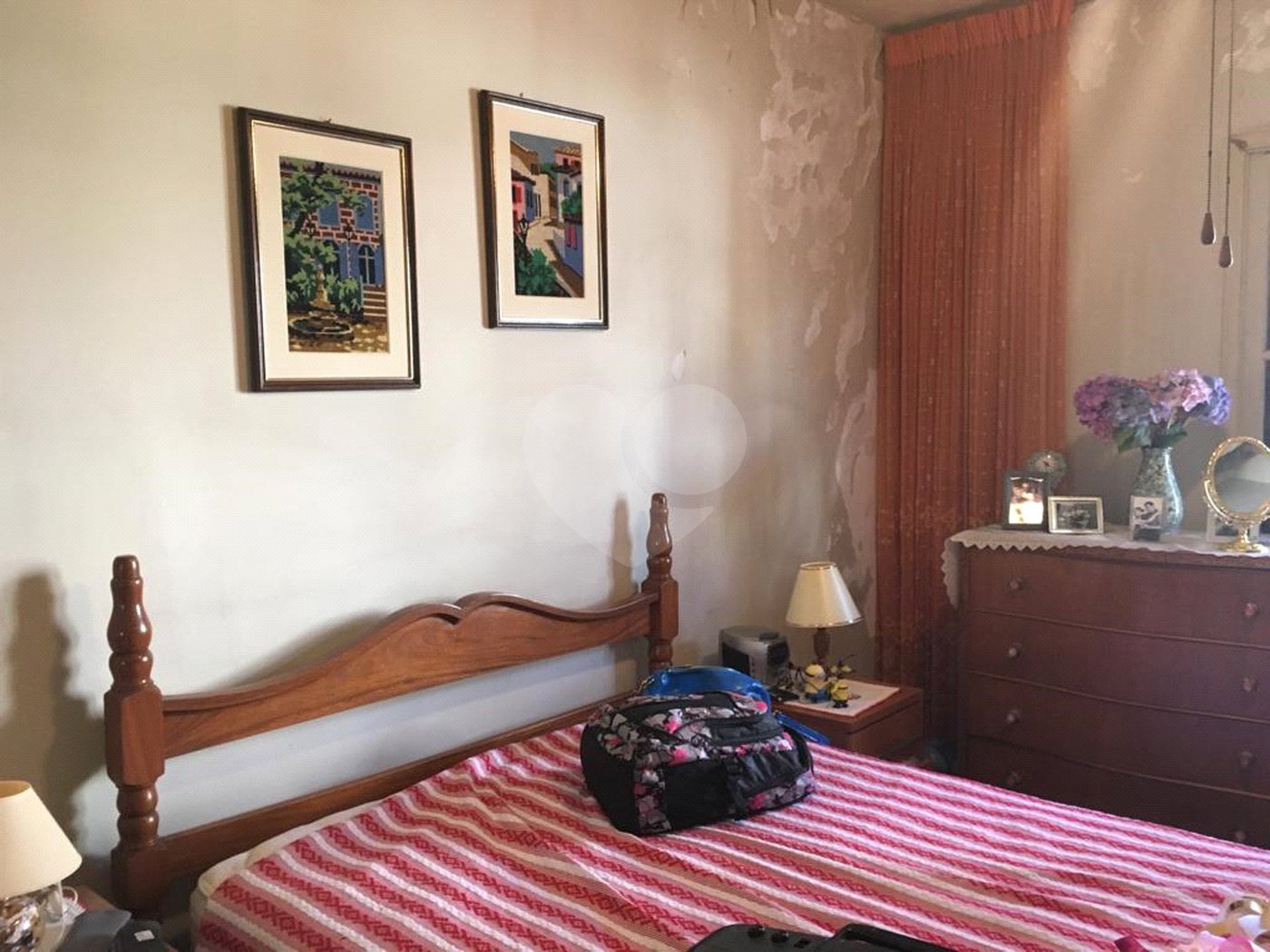Casa à venda com 4 quartos, sendo 1 suíte, em Jardim São Bento, São Paulo, SP