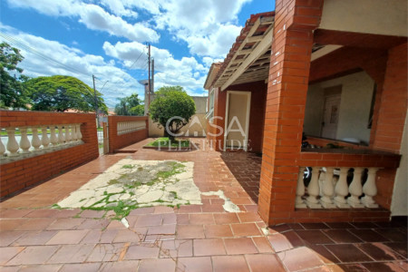 Casa à venda com 4 quartos em Vila Trujillo, Sorocaba, SP