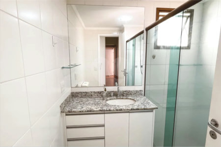 Apartamento à venda com 3 suítes em Santa Teresinha, São Paulo, SP