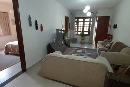 Sobrado à venda com 3 quartos em Água Fria, São Paulo, SP