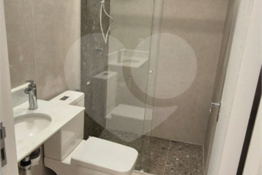 Sobrado à venda com 2 quartos, sendo 1 suíte,  em Vila Paiva, São Paulo, SP