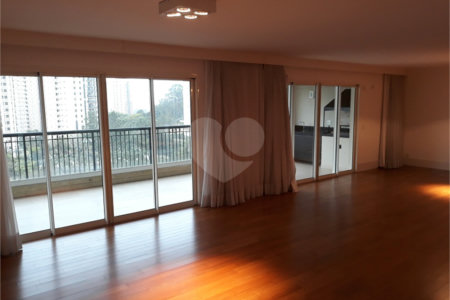 Apartamento para alugar com 4 suítes em Chácara Flora, São Paulo, SP