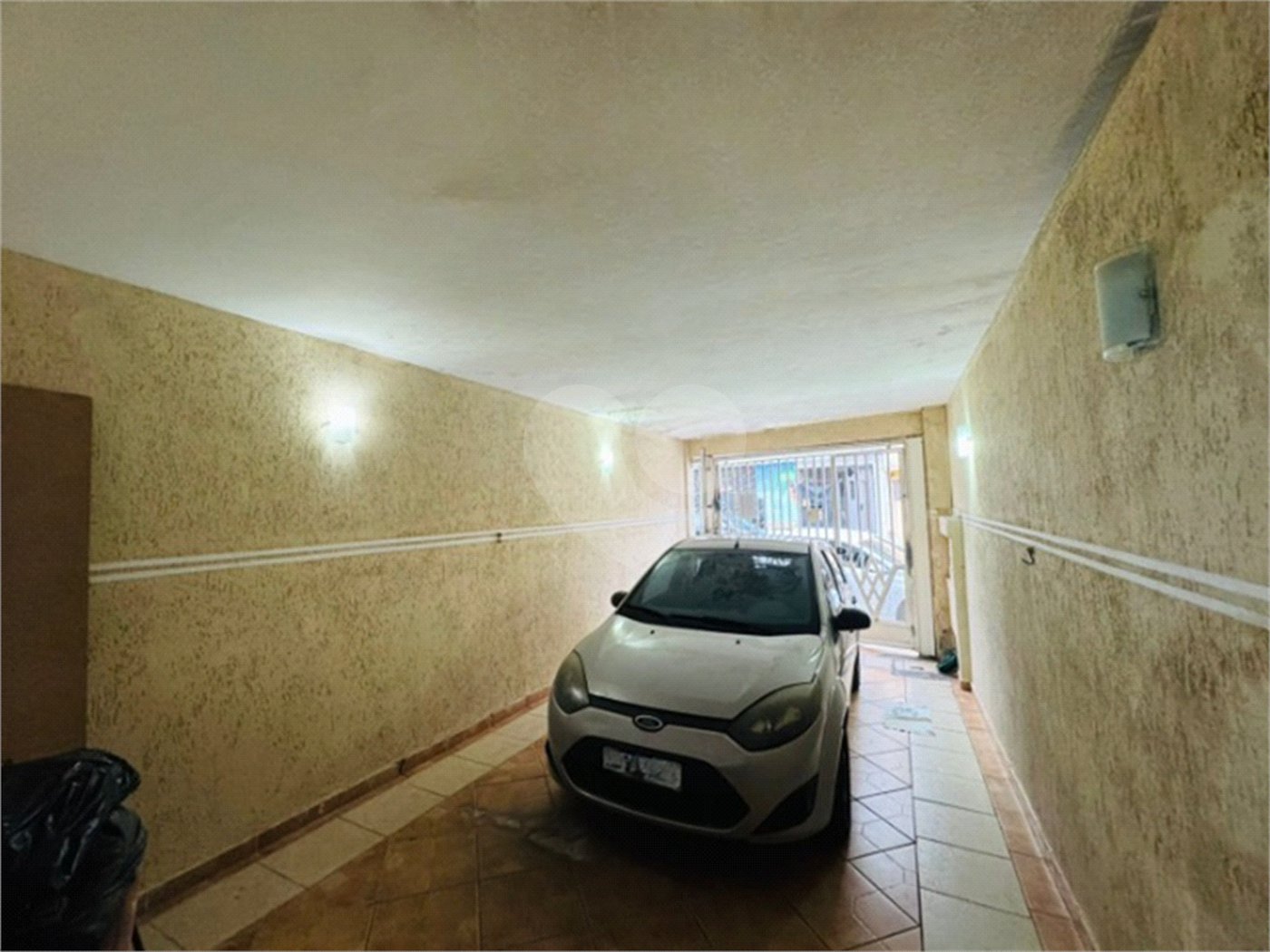Casa à venda com 4 quartos, sendo 2 suítes, em Parque Santo Antônio, Guarulhos, SP