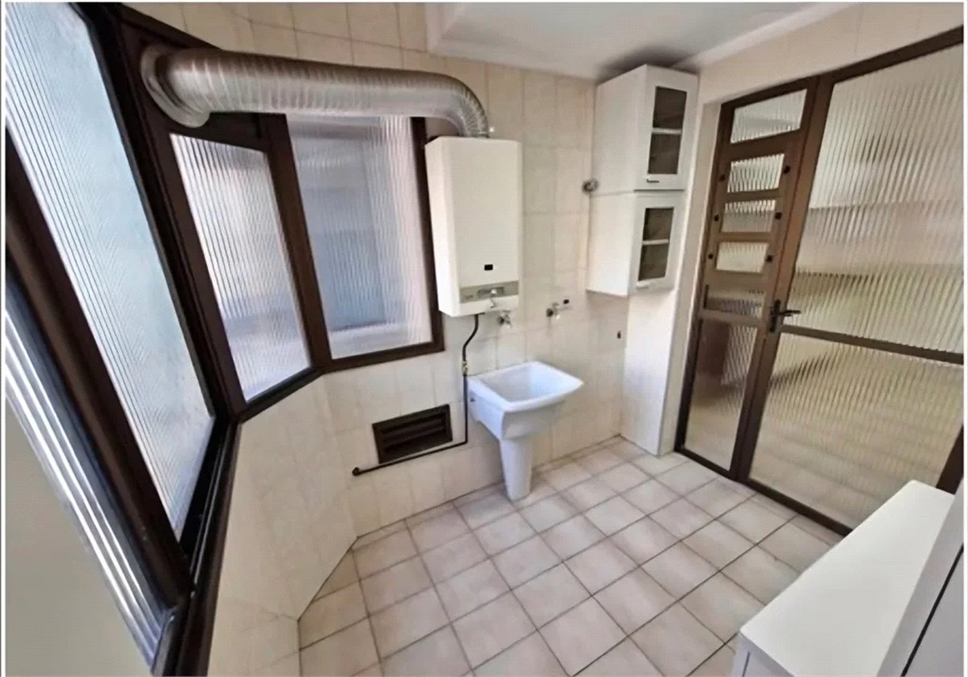 Apartamento à venda com 3 quartos, sendo 1 suíte, em Vila Indiana, São Paulo, SP