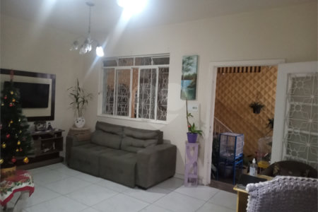 Casa à venda com 5 quartos, sendo 2 suítes, em Água Fria, São Paulo, SP