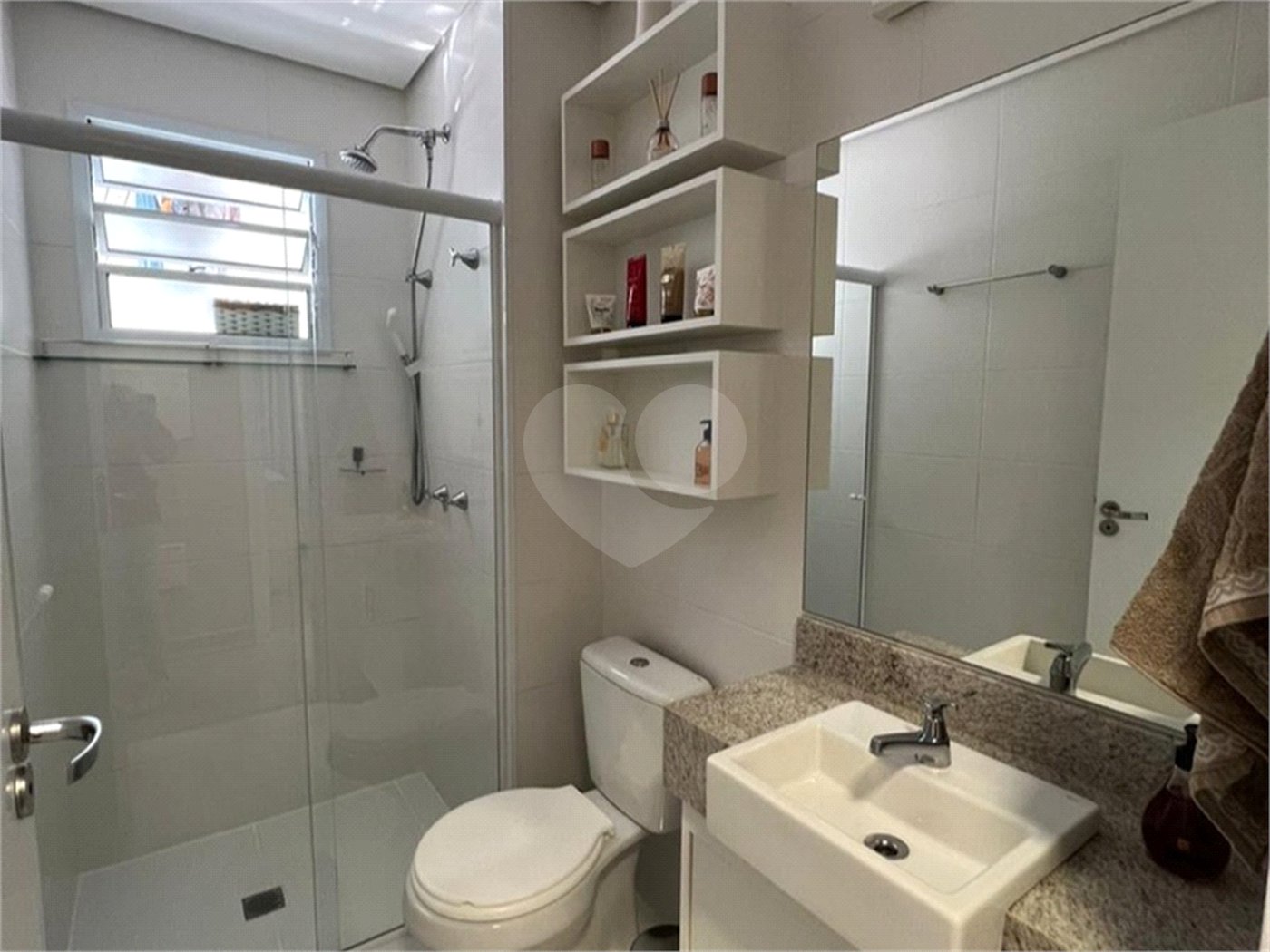 Apartamento à venda com 3 quartos, sendo 1 suíte, em Parque Campolim, Sorocaba, SP