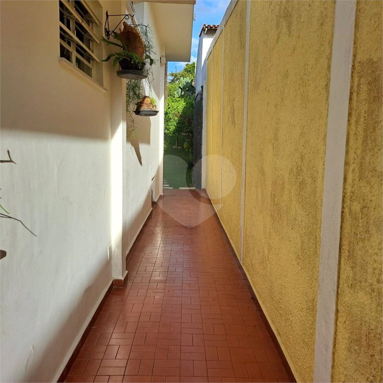 Casa Térrea à venda com 3 quartos, sendo 2 suítes,  em Vila Oliveira, Mogi das Cruzes, SP