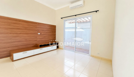 Casa à venda com 3 quartos, sendo 1 suíte, no condomínio Portal das Àguas, Três Lagoas - MS