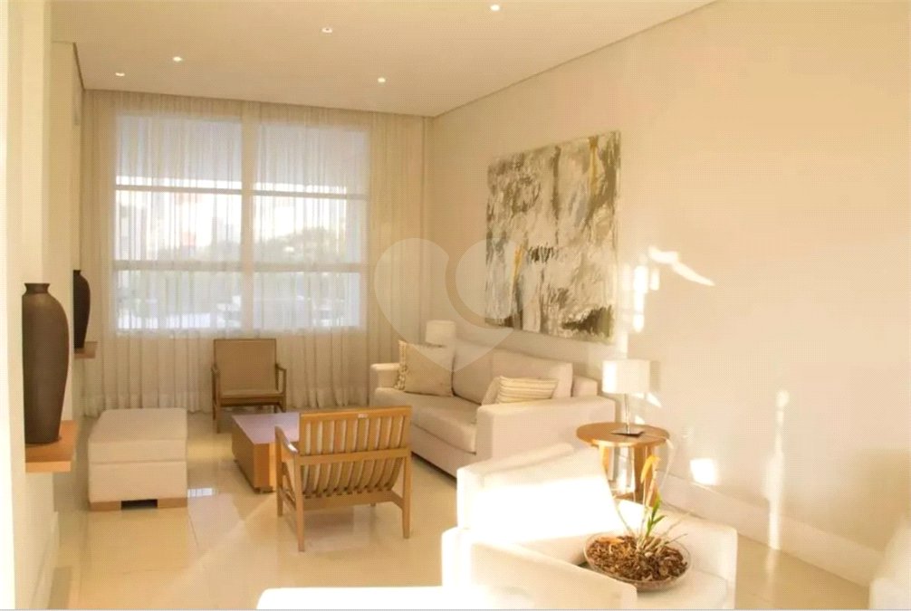Apartamento à venda com 3 suítes em Jardim Dom Bosco, São Paulo, SP