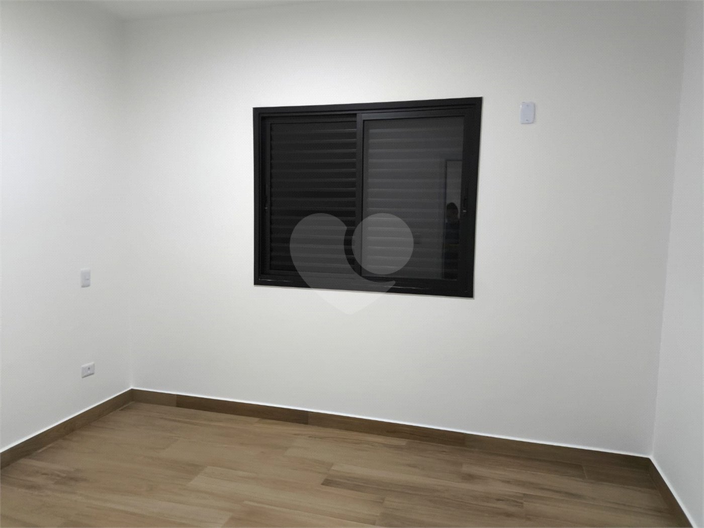 Casa Térrea à venda com 3 quartos, sendo 1 suíte, em Condomínio Residencial Reserva de Atibaia, Atibaia, SP