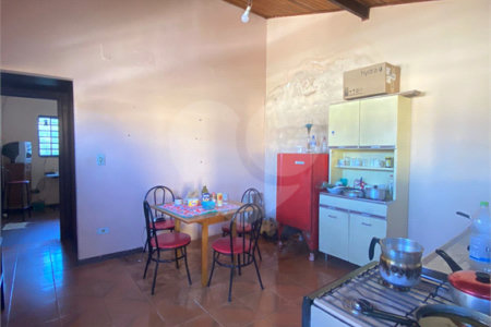 Casa à venda com 2 quartos, sendo 1 suíte,  em Jardim Alvinópolis Ii, Atibaia, SP