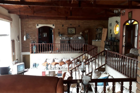 Casa à venda com 3 quartos, sendo 1 suíte, em Vila Santista, Atibaia, SP