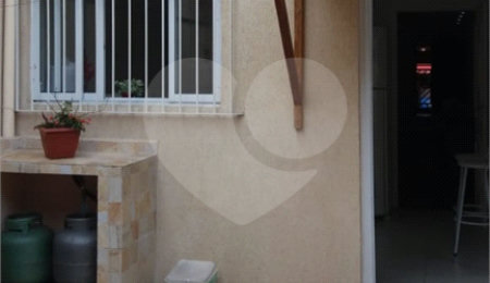 Sobrado à venda com 2 quartos em Vila Guilherme, São Paulo, SP