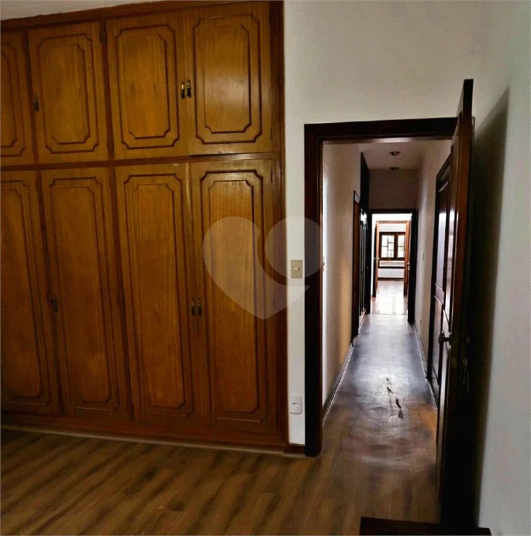 Casa à venda com 4 quartos, sendo 2 suítes, em Jardim São Bento, São Paulo, SP