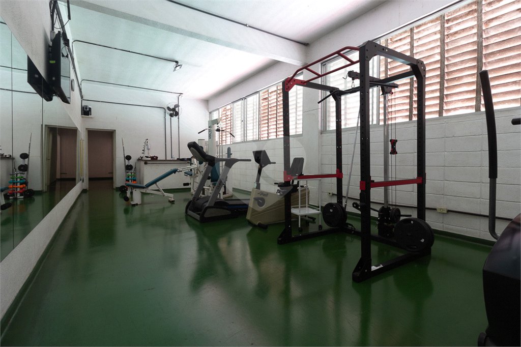 Apartamento à venda com 4 quartos, sendo 2 suítes,  em Jardim Parque Morumbi, São Paulo, SP