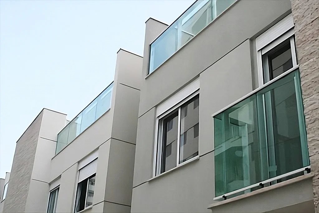 Casa à venda com 4 quartos, sendo 2 suítes, no condomínio Melbourne Residence, São Paulo - SP