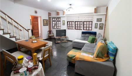 Sobrado à venda com 3 quartos, sendo 1 suíte,  em Alto da Boa Vista, São Paulo, SP