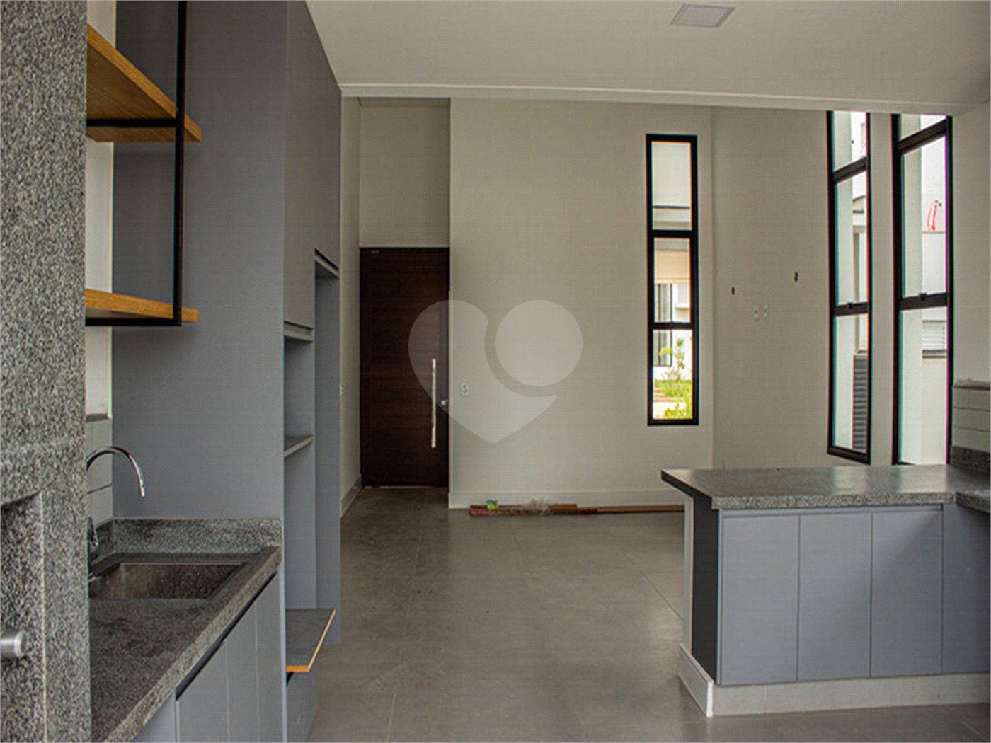 Casa à venda com 3 suítes no condomínio Residencial Central Parque, Salto - SP
