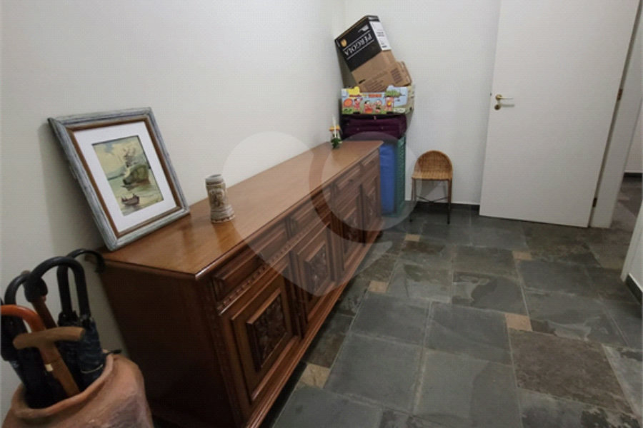 Casa à venda com 3 quartos, sendo 1 suíte, no condomínio Suíça da Cantareira, Mairiporã - SP