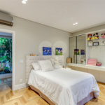 Casa Térrea à venda ou para alugar com 4 suítes em Alto da Boa Vista, São Paulo, SP
