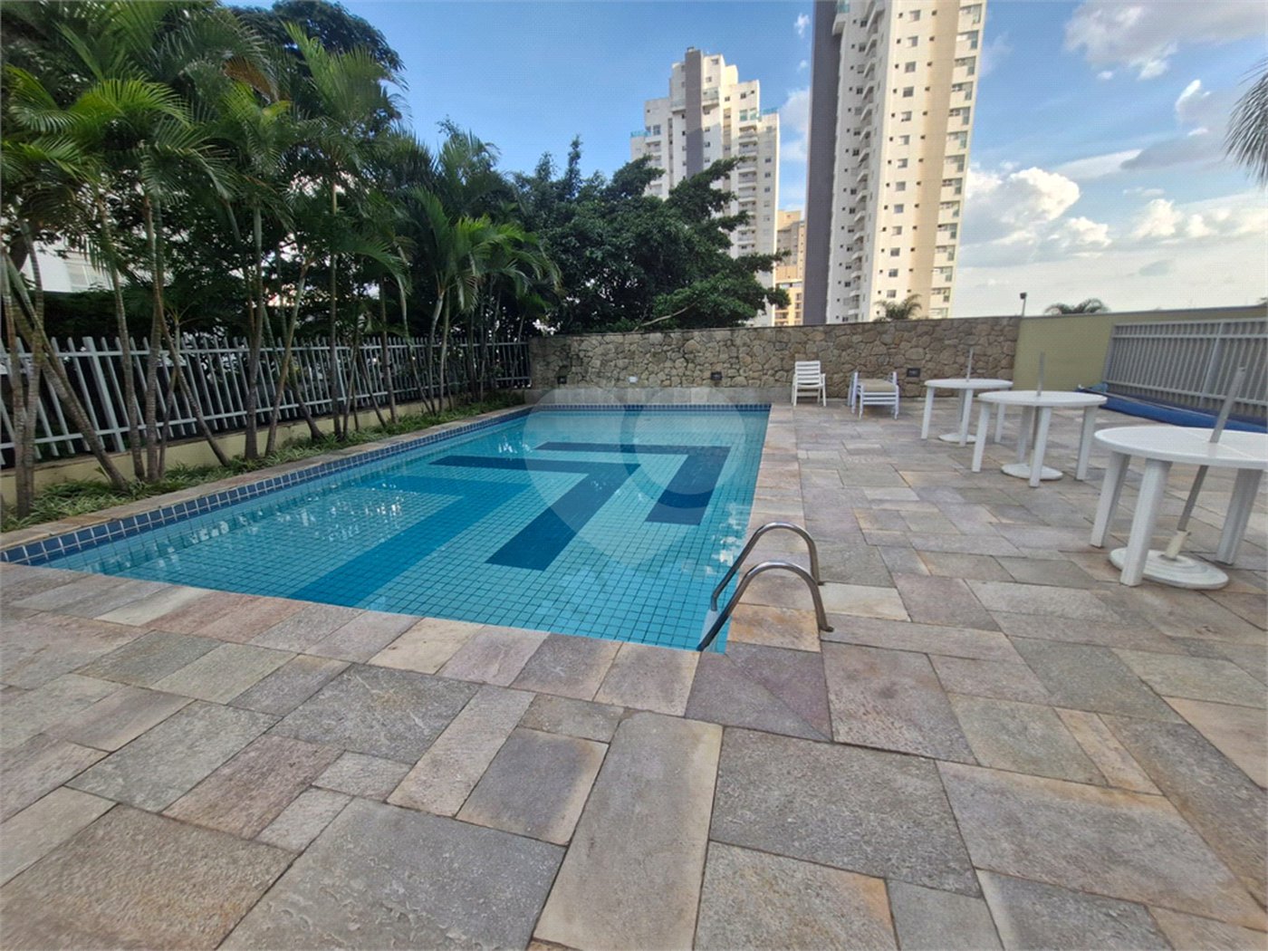 Apartamento à venda com 3 quartos, sendo 2 suítes, em Santana, São Paulo, SP