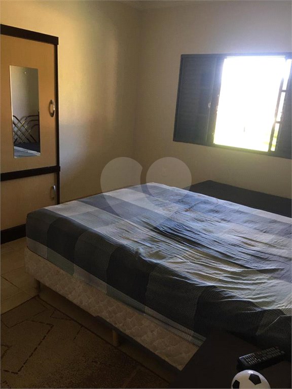 Sobrado à venda com 4 quartos, sendo 1 suíte,  em Vila Asem, Itapetininga, SP