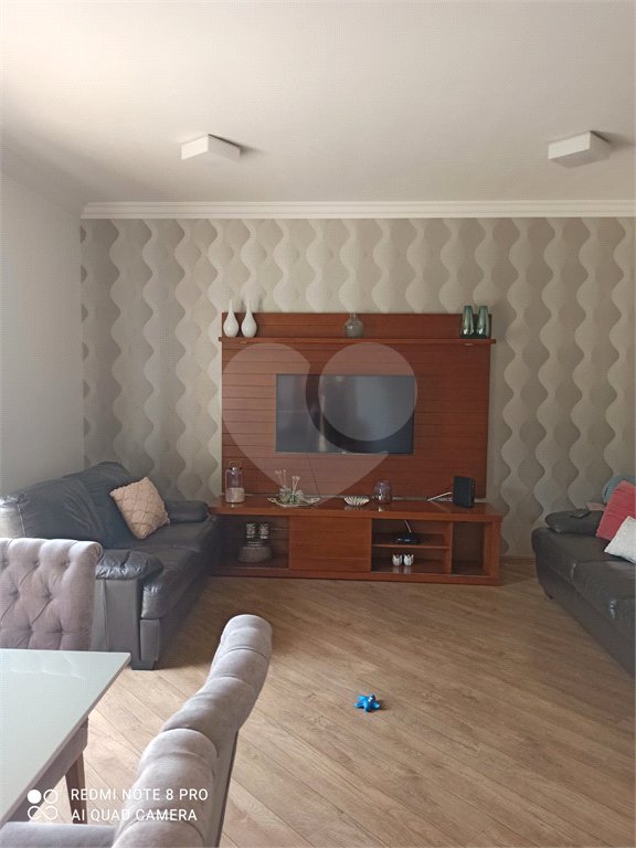 Sobrado à venda com 3 quartos, sendo 1 suíte, em Parada Inglesa, São Paulo, SP