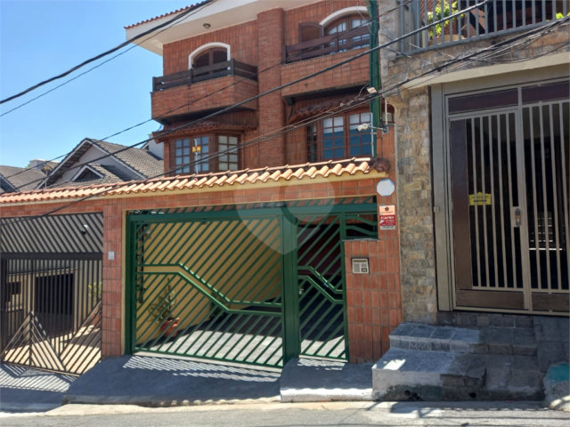 Sobrado à venda com 3 quartos, sendo 1 suíte,  em Santa Teresinha, São Paulo, SP
