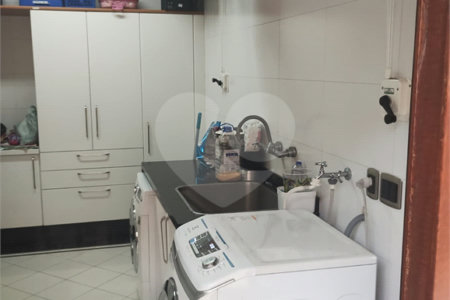 Casa à venda com 5 quartos, sendo 4 suítes, no condomínio Santa Teresa, Jundiaí - SP