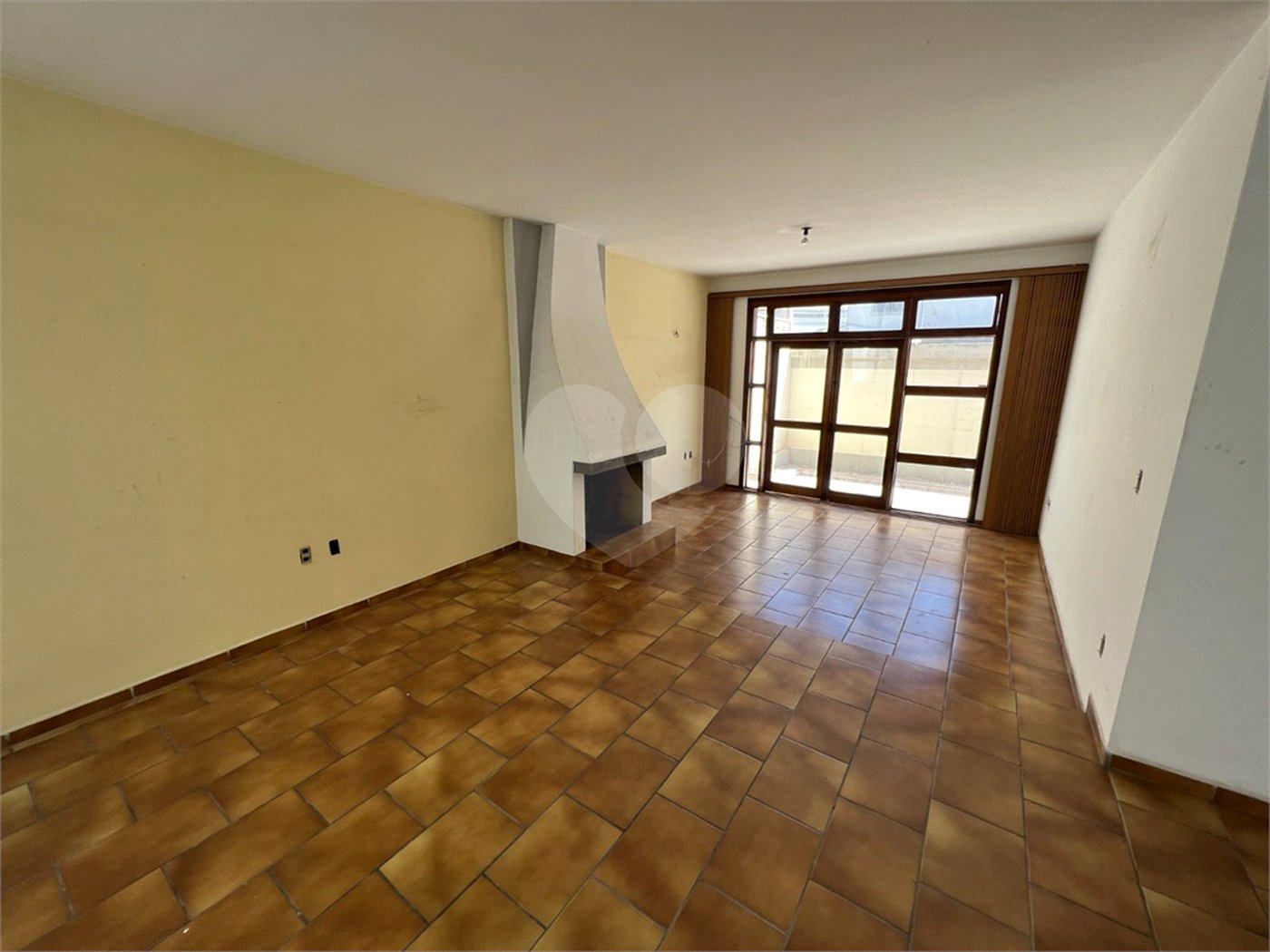 Casa à venda com 3 quartos, sendo 1 suíte, em Vila Vianelo, Jundiaí, SP