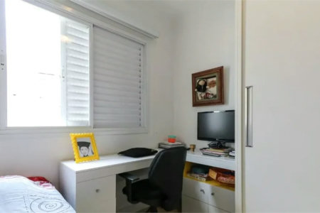 Apartamento à venda com 3 suítes em Vila Ipojuca, São Paulo, SP