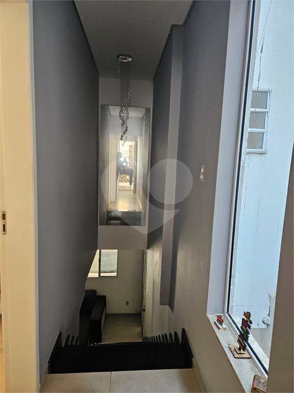 Casa à venda com 3 quartos, sendo 1 suíte,  no condomínio Residencial Rubi, Mogi das Cruzes - SP