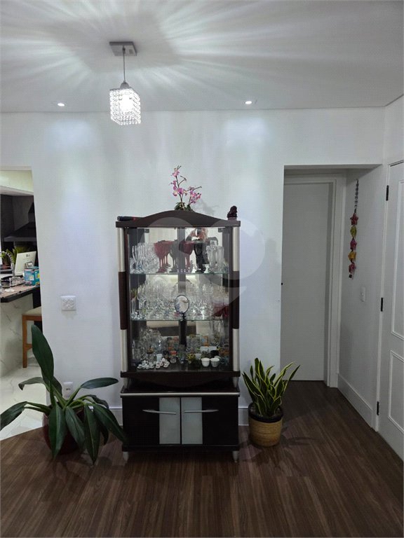 Apartamento à venda com 3 suítes em Vila Floresta, Santo André, SP