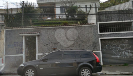 Sobrado à venda com 3 quartos em Tremembé, São Paulo, SP