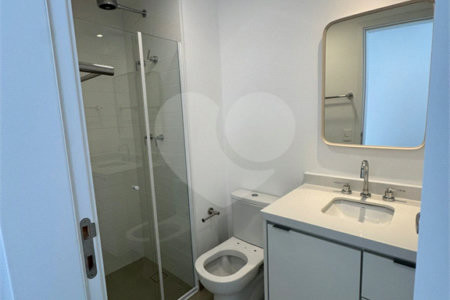 Apartamento à venda com 3 quartos, sendo 1 suíte,  em Vila Anastácio, São Paulo, SP