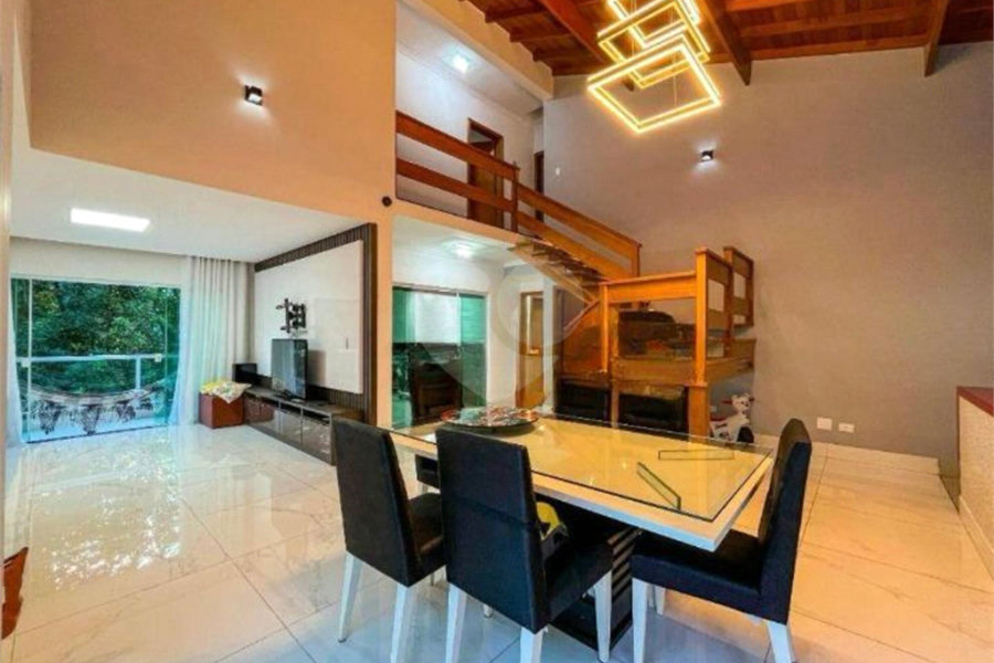 Casa à venda ou para alugar com 4 suítes no condomínio Associação Reserva das Hortênsias, Mairiporã - SP