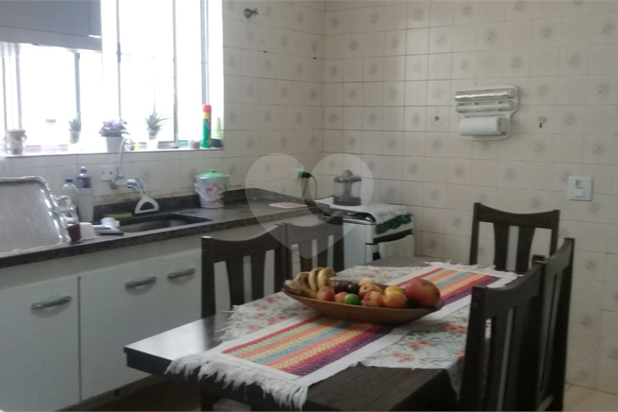 Sobrado à venda com 2 quartos em Tremembé, São Paulo, SP