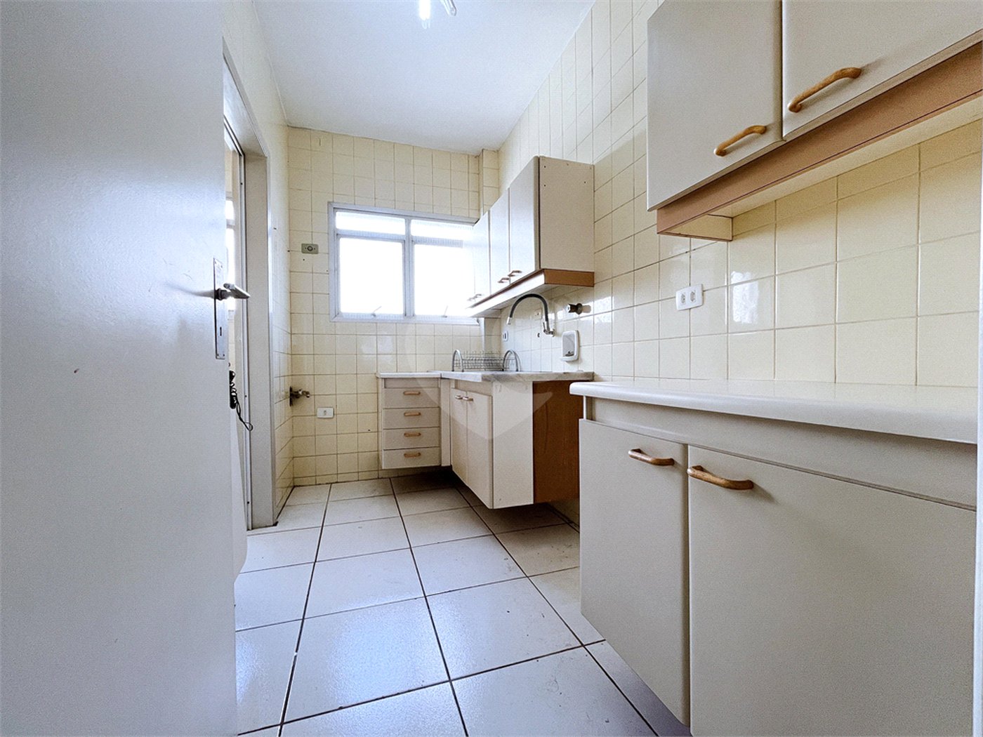 Apartamento à venda com 2 quartos, sendo 1 suíte,  em Consolação, São Paulo, SP