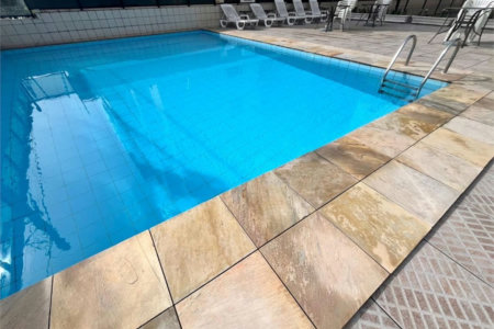 Apartamento com 1 dormitório à venda, 52 m² por R$ 281.000,00 - Jardim Três Marias - Guarujá/SP
