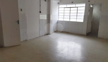 Sobrado à venda com 5 quartos, sendo 3 suítes,  em Vila Guarani (z Sul), São Paulo, SP