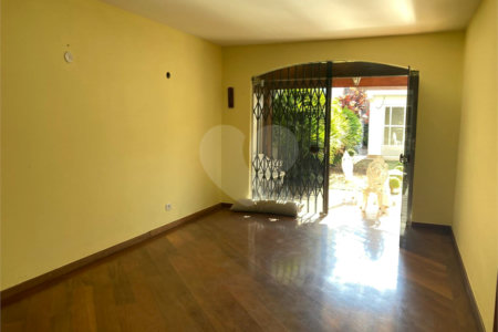 Sobrado para alugar com 4 quartos, sendo 2 suítes, em Alto da Boa Vista, São Paulo, SP