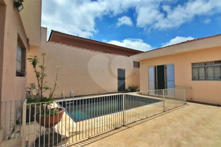 Casa Térrea à venda com 3 quartos em Vila Gustavo, São Paulo, SP