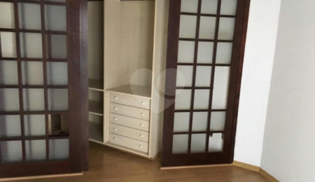 Apartamento à venda com 3 quartos, sendo 1 suíte,  em Santo Amaro, São Paulo, SP