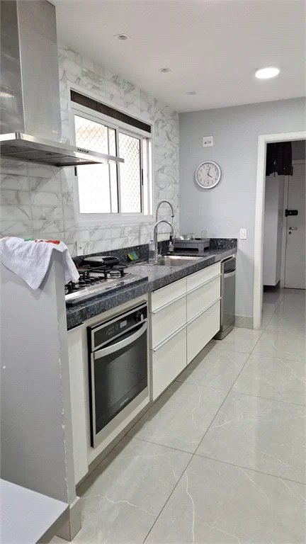 Apartamento para alugar com 3 suítes em Vila Gertrudes, São Paulo, SP