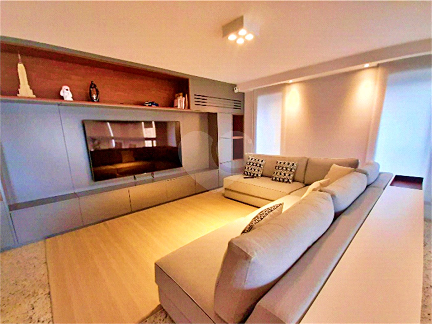 Apartamento à venda com 4 quartos, sendo 3 suítes, em Santana, São Paulo, SP