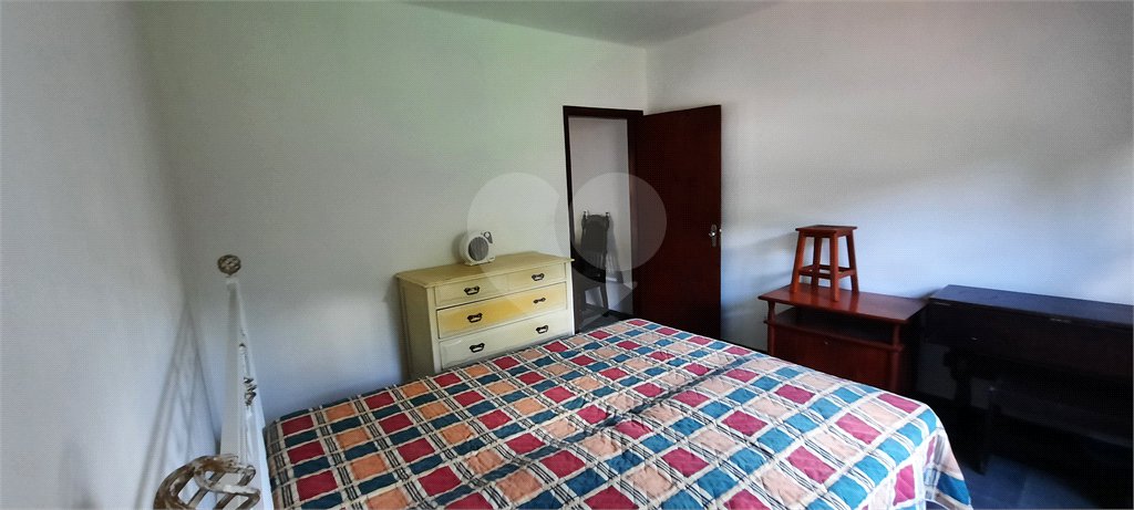 Casa à venda ou para alugar com 4 quartos, sendo 2 suítes, em Mantiqueira, Mairiporã, SP