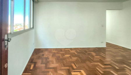 Apartamento à venda com 3 quartos, sendo 1 suíte, em Interlagos, São Paulo, SP